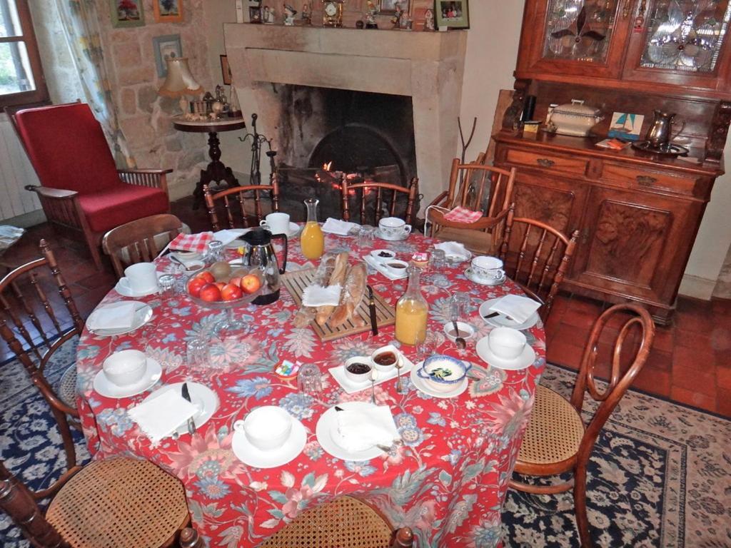 Chez Mamie Et Papi Puynormand Bagian luar foto